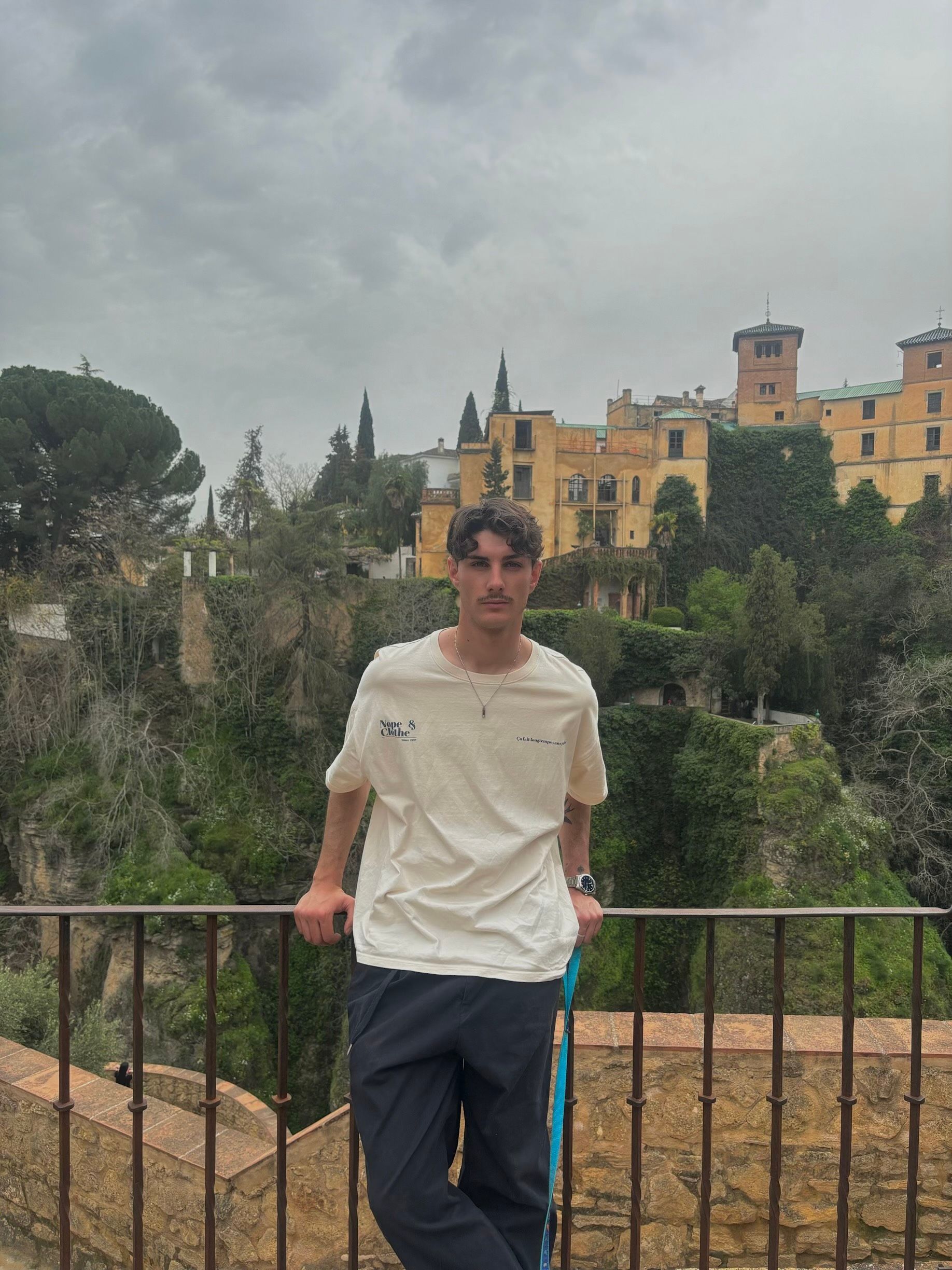 LOVE APRICOT OVERSIZED TEE